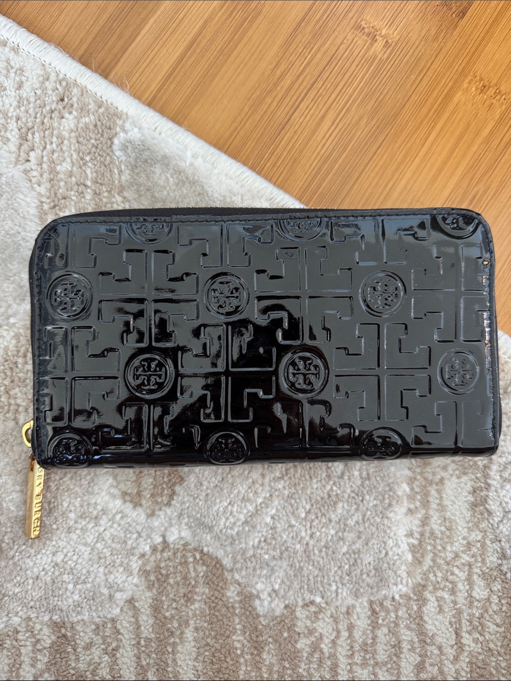 Tory Burch Black Patent Wallet - Picture 2 of 3